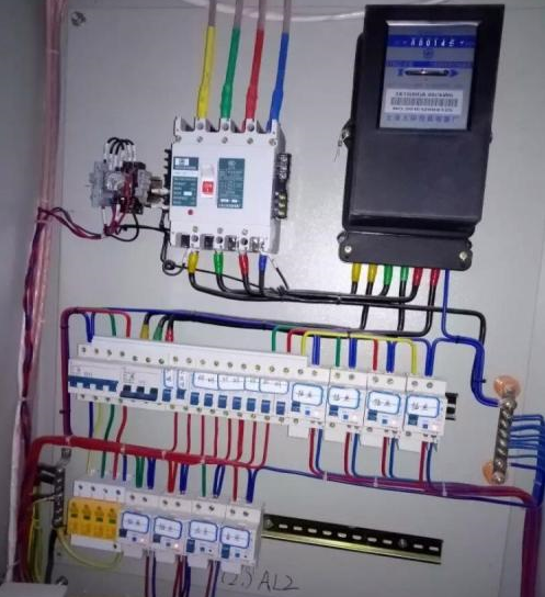 電路故障導(dǎo)致斷路